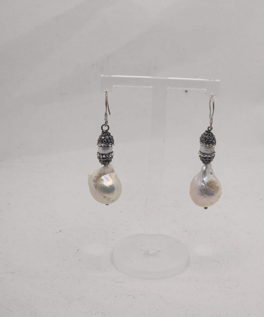 Real Pearl Black Garcon Drops