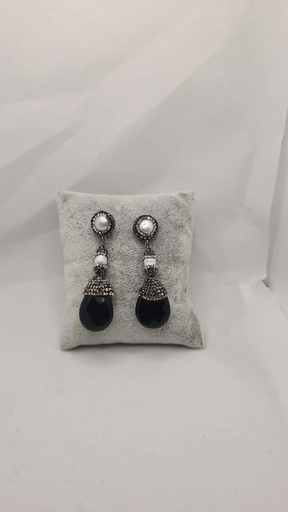Onyx Pearl Garcone Earrings