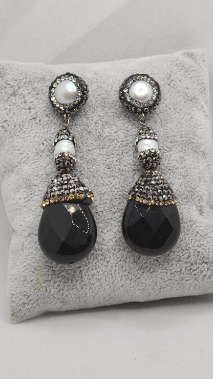 Onyx Pearl Garcone Earrings