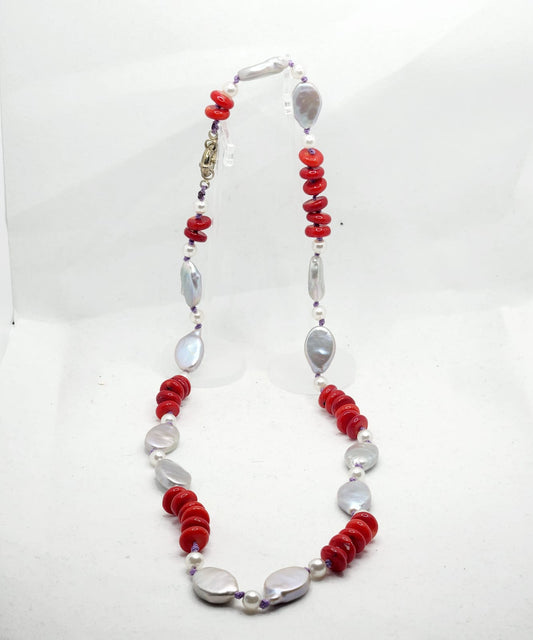 Scarlet Tide Necklace – Red Coral & Mother of Pearl Harmony